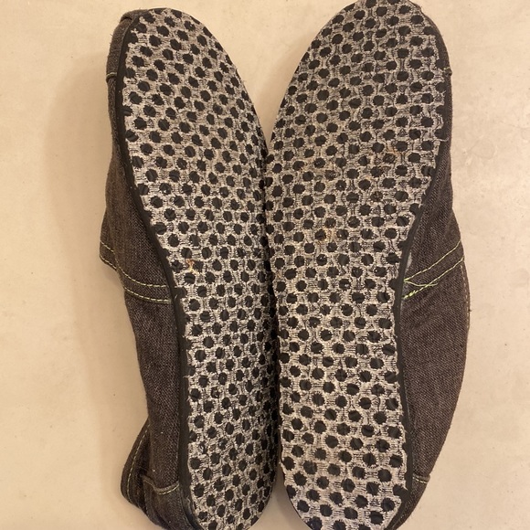 Men’s Tom Alpargatas size 9.5 - Picture 4 of 4